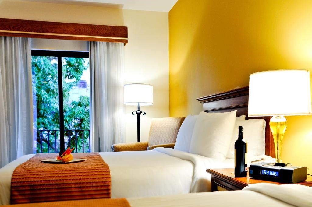 Courtyard By Marriott Santo Domingo Hotel Exterior photo